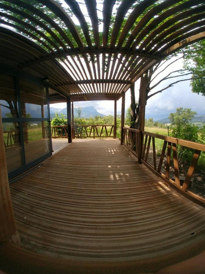 Camping Les Grillons Embrun Exterior foto