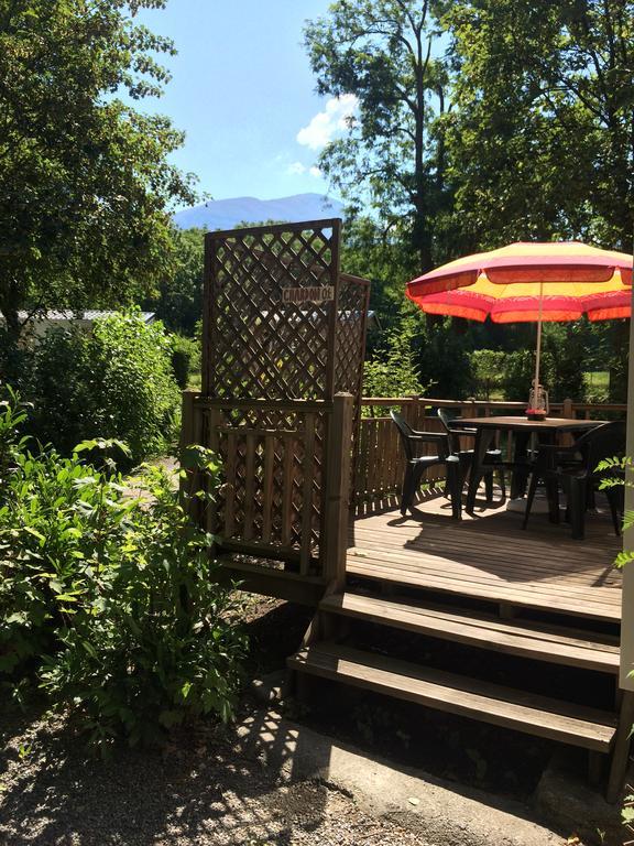 Camping Les Grillons Embrun Exterior foto